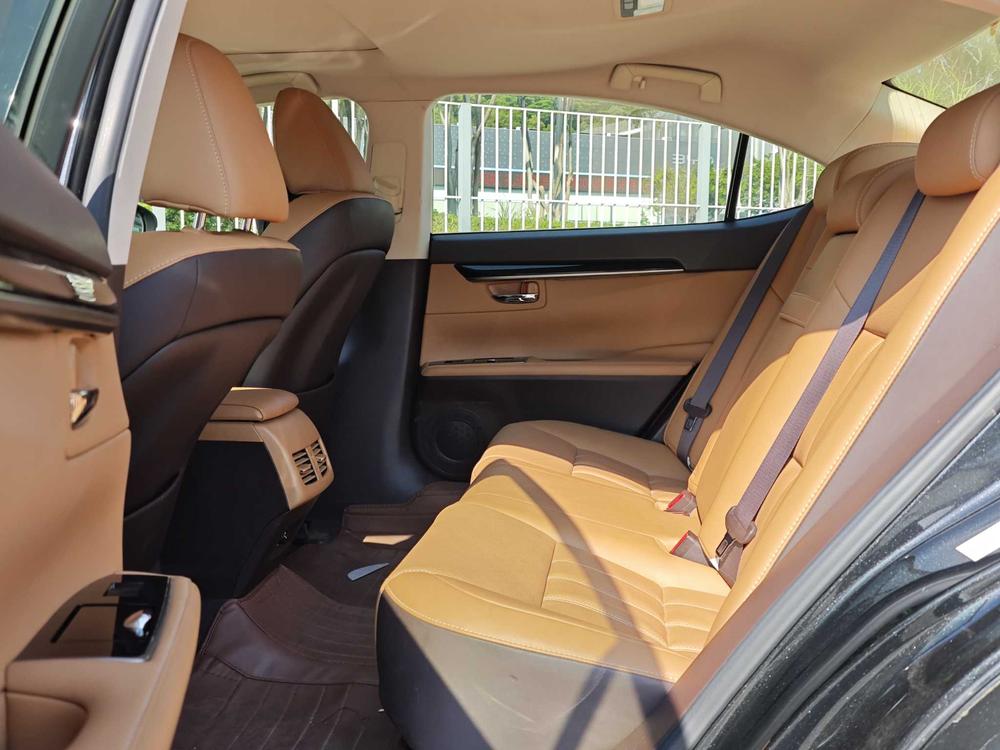 Lexus Lexus ES