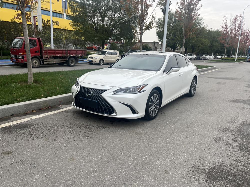 Lexus Lexus ES