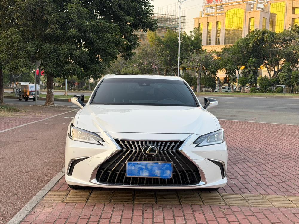 Lexus Lexus ES