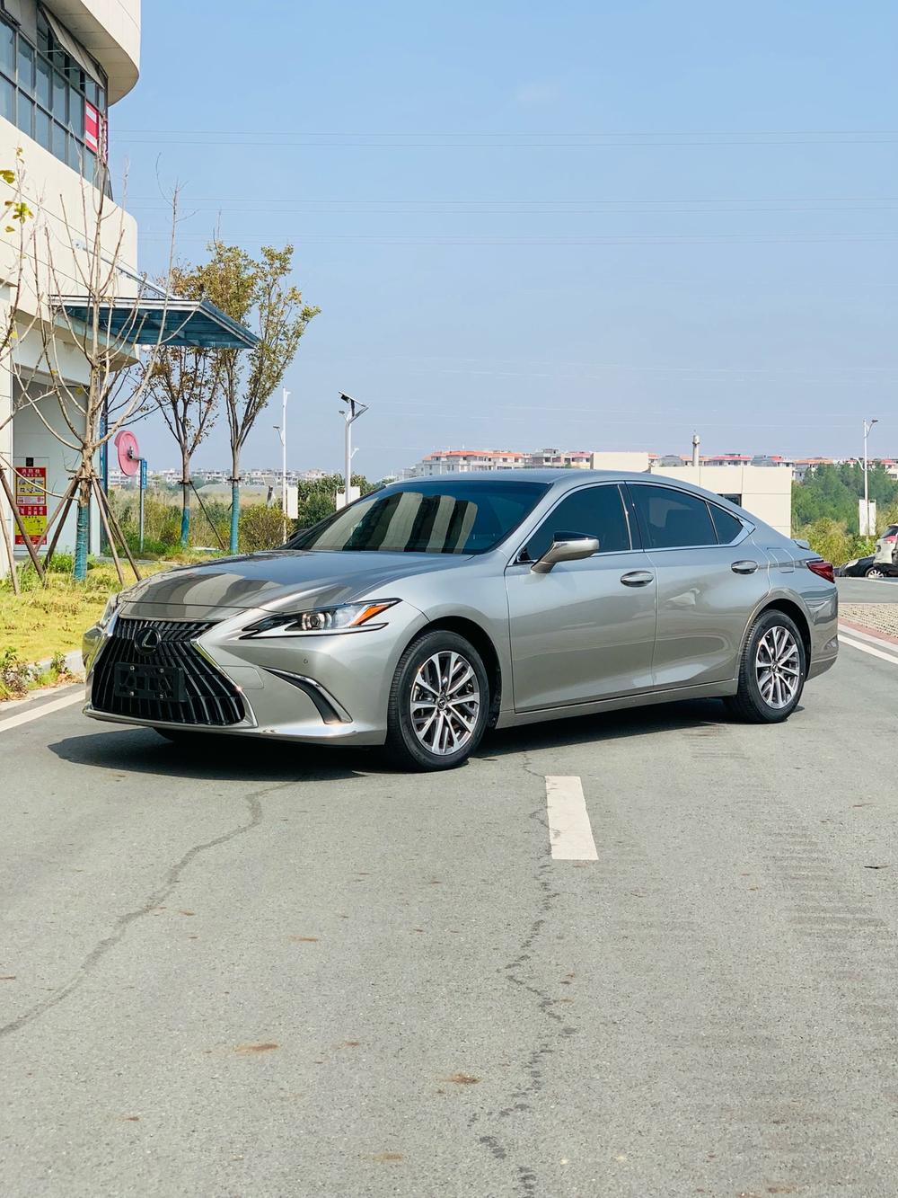 Lexus Lexus ES