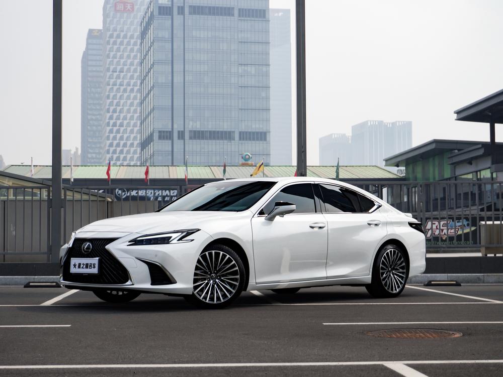 Lexus Lexus ES
