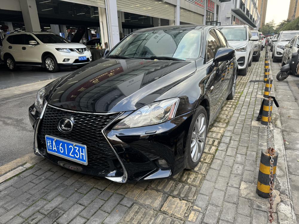 Lexus Lexus IS