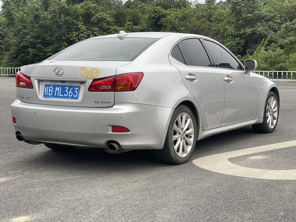Lexus Lexus IS