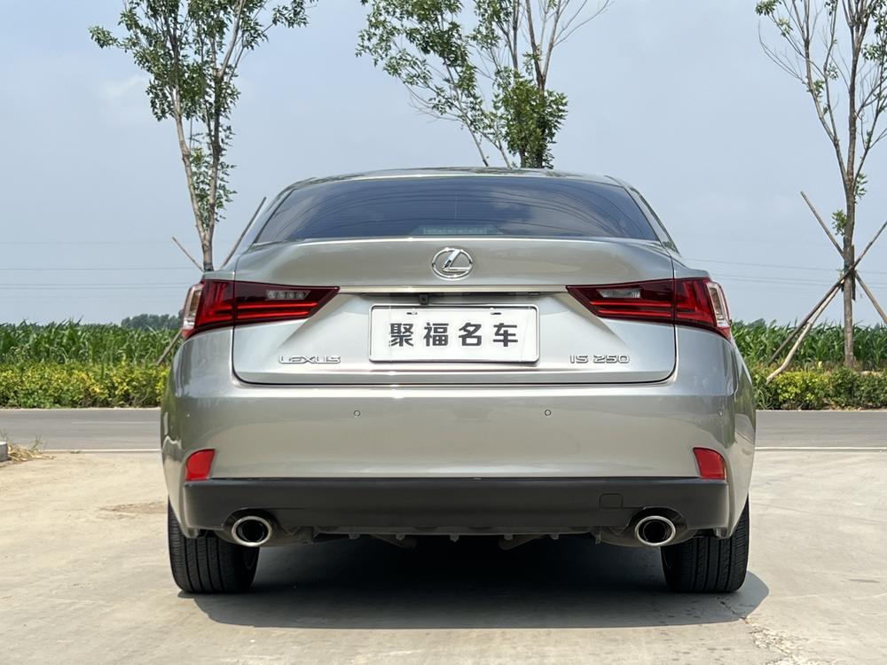 Lexus Lexus IS