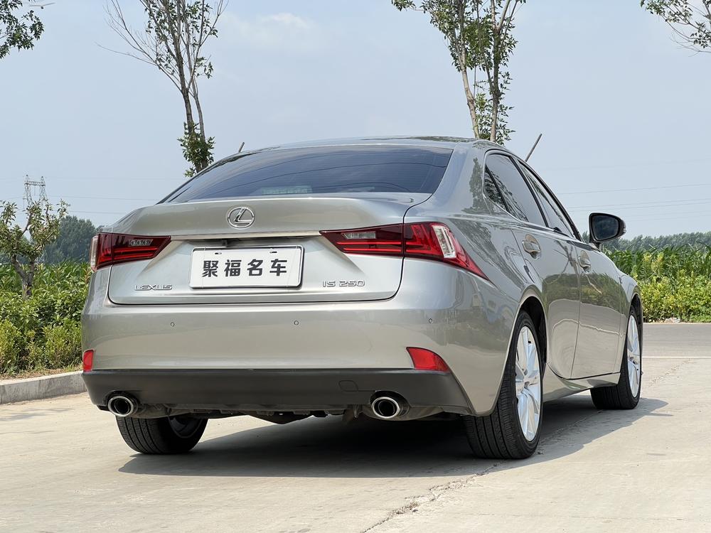 Lexus Lexus IS