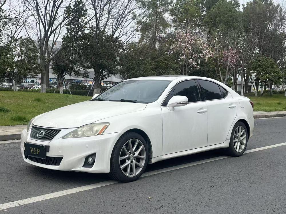 Lexus Lexus IS