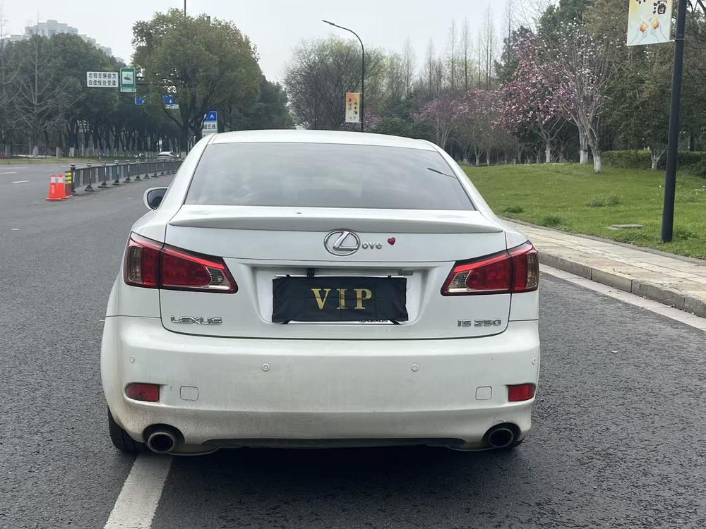 Lexus Lexus IS