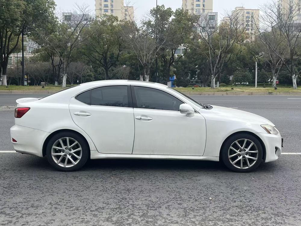 Lexus Lexus IS