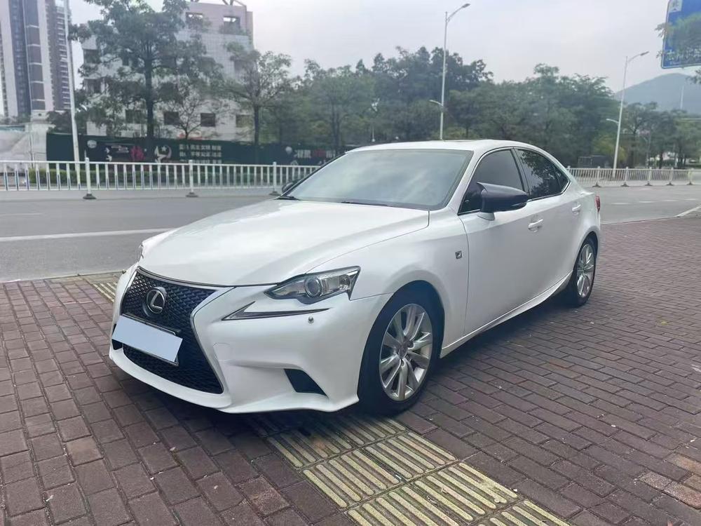 Lexus Lexus IS
