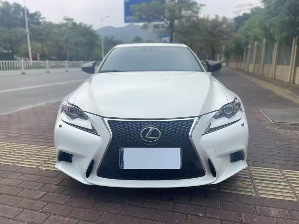 Lexus Lexus IS