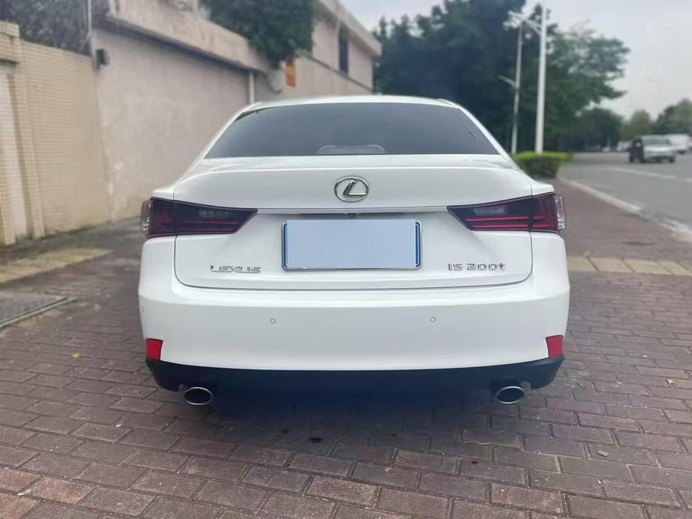 Lexus Lexus IS