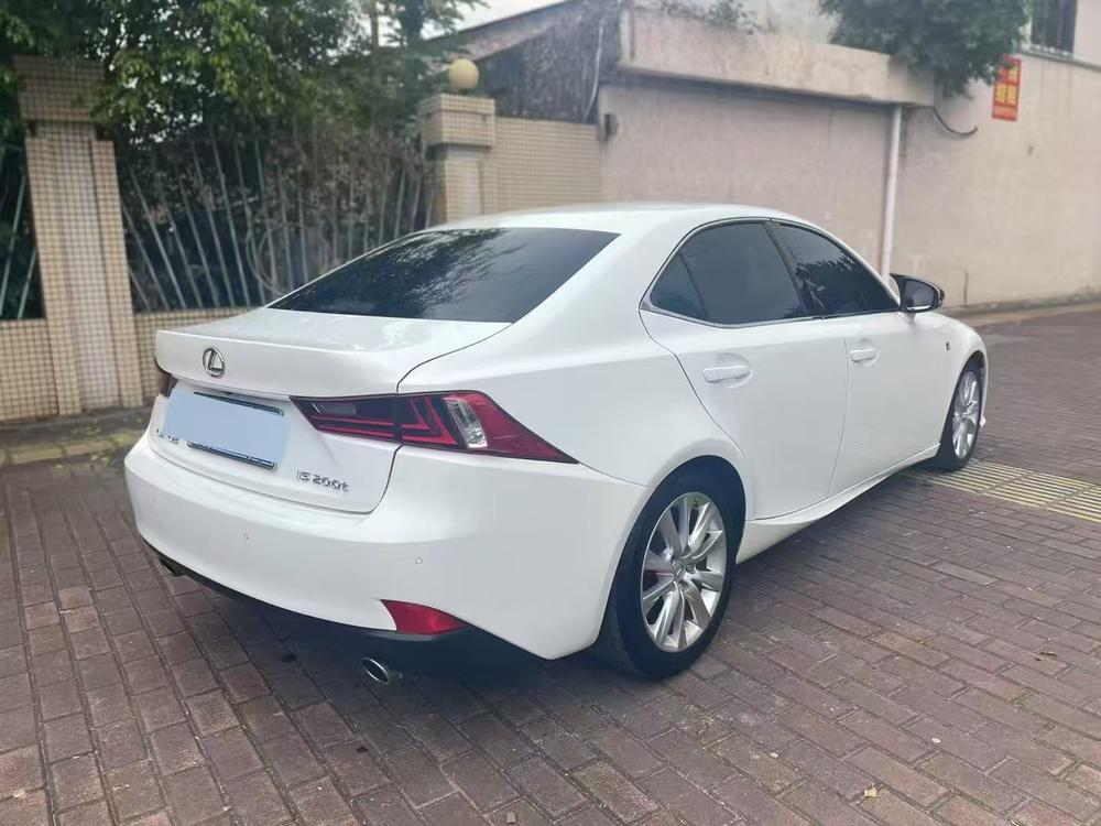 Lexus Lexus IS