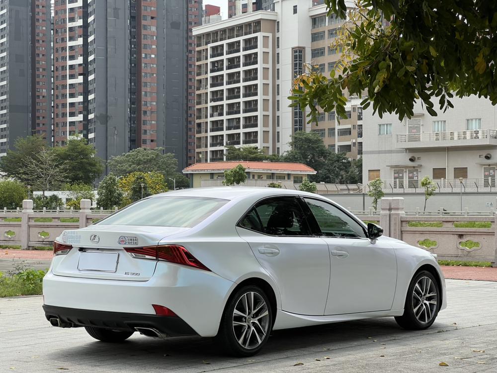 Lexus Lexus IS