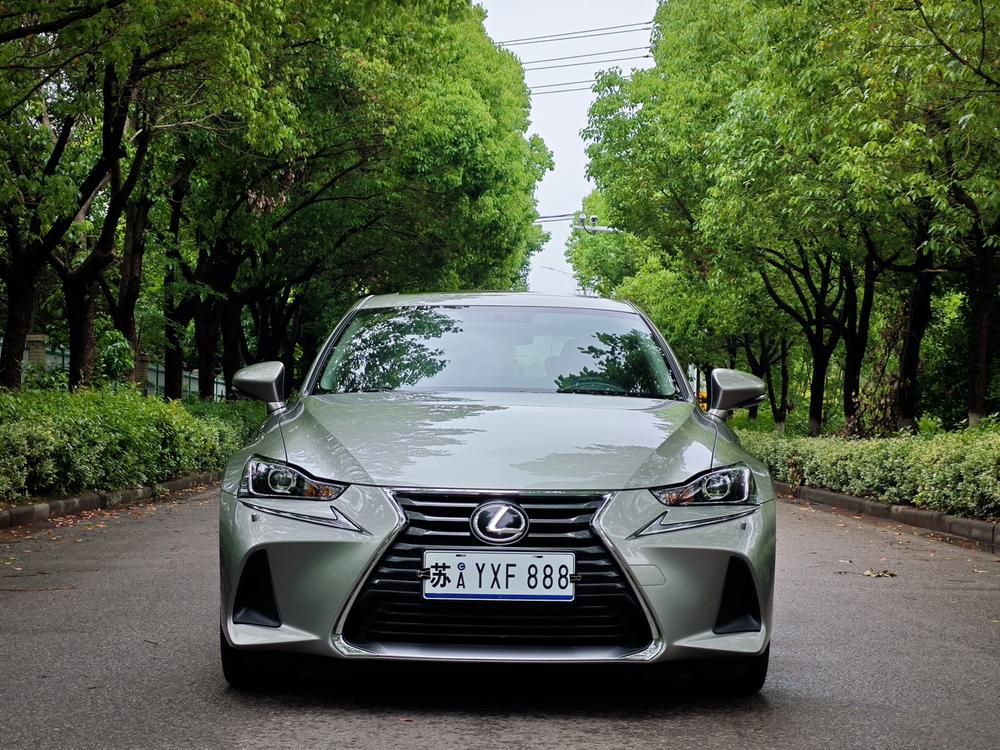 Lexus Lexus IS