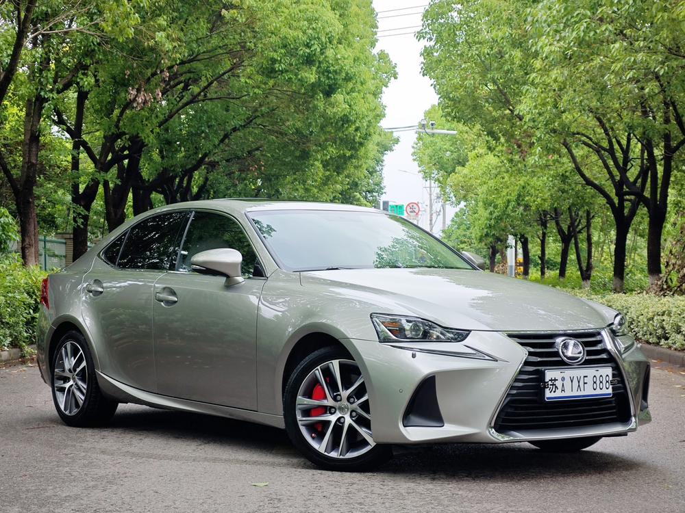 Lexus Lexus IS