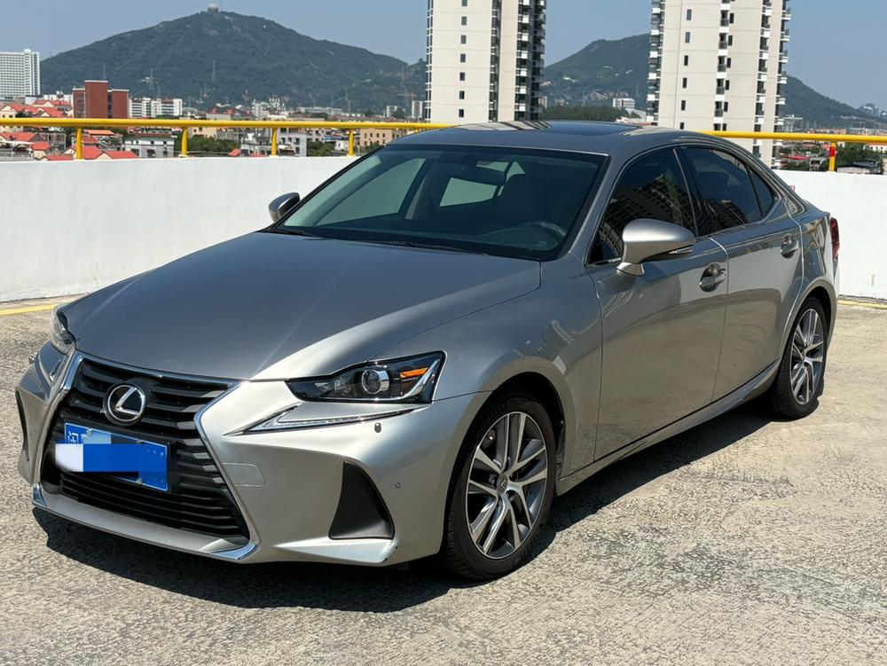 Lexus Lexus IS