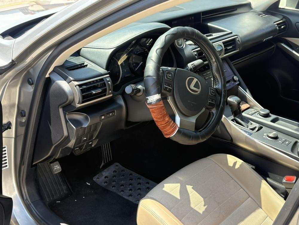 Lexus Lexus IS
