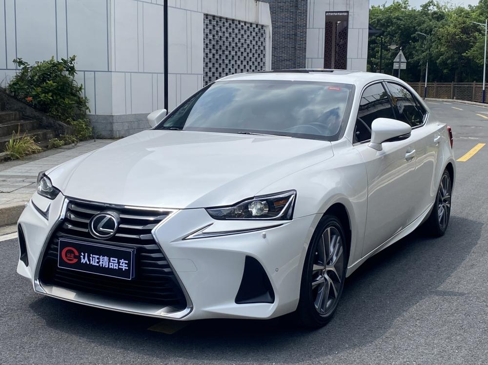 Lexus Lexus IS