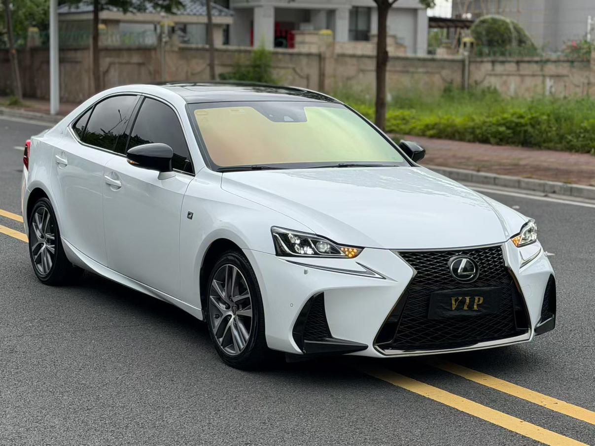 Lexus Lexus IS
