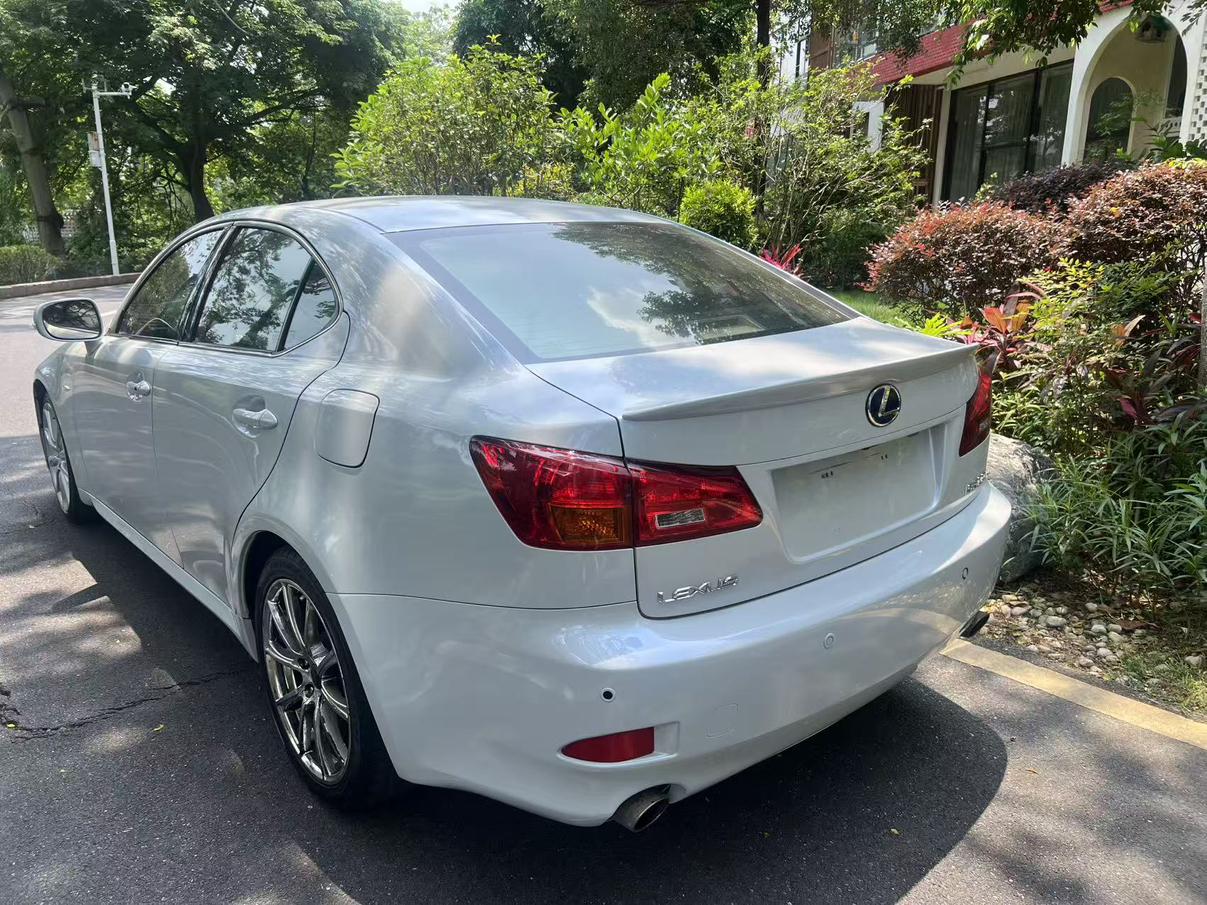 Lexus Lexus IS