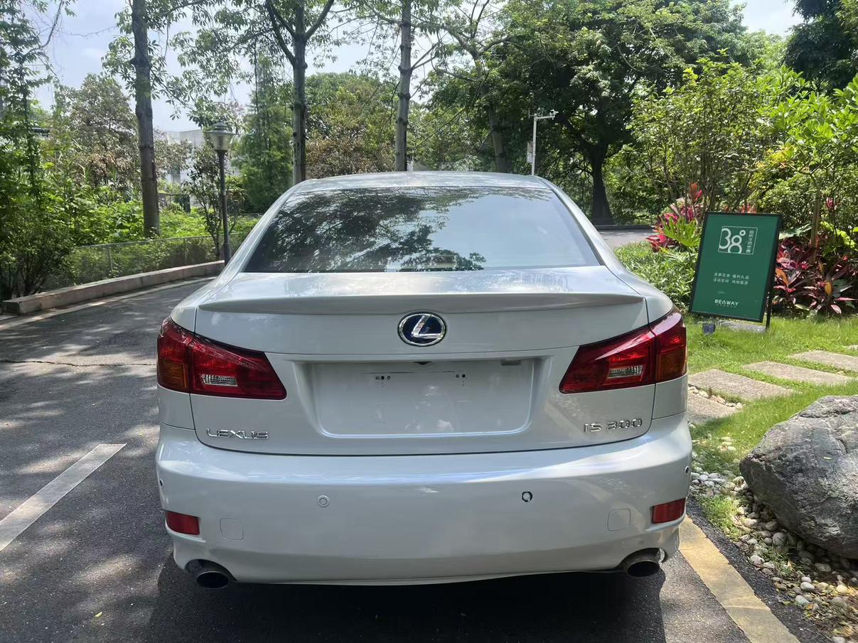 Lexus Lexus IS