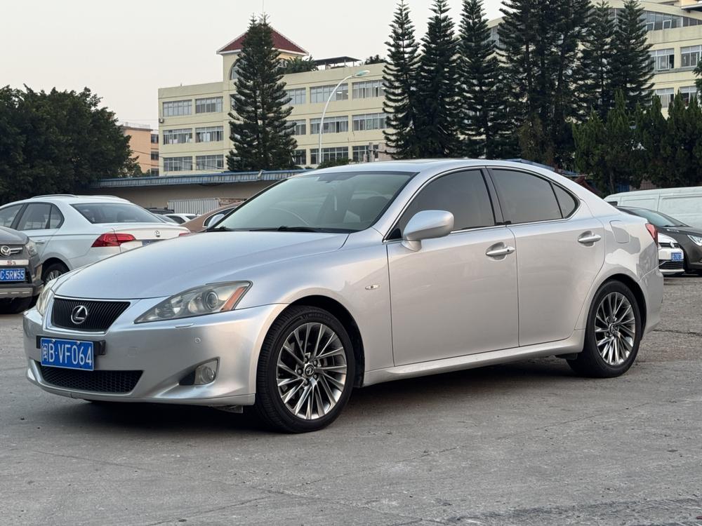 Lexus Lexus IS