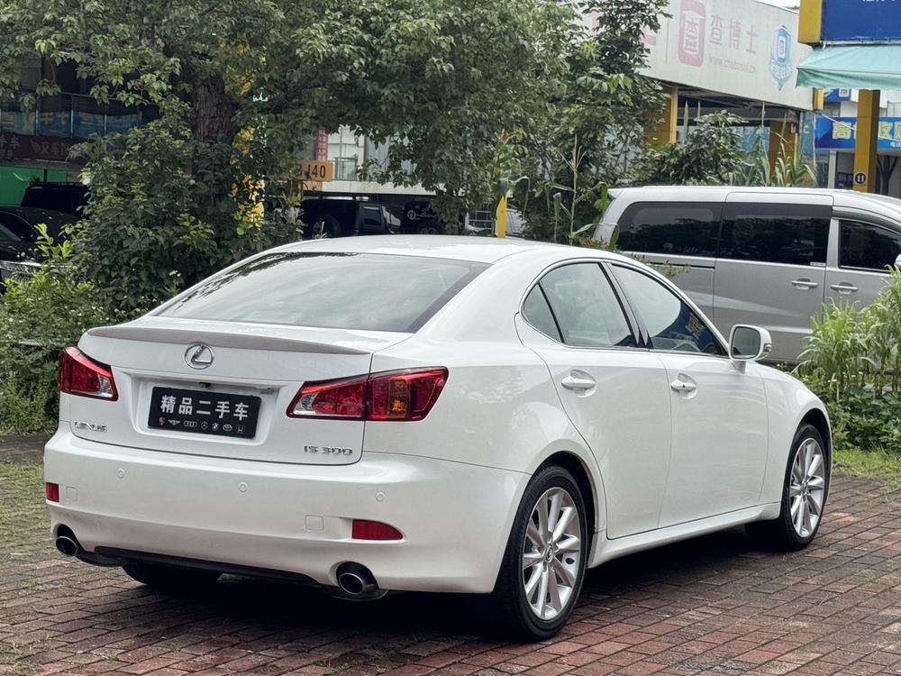 Lexus Lexus IS