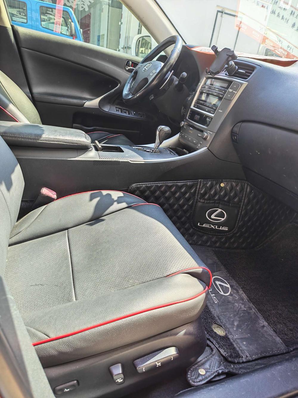 Lexus Lexus IS