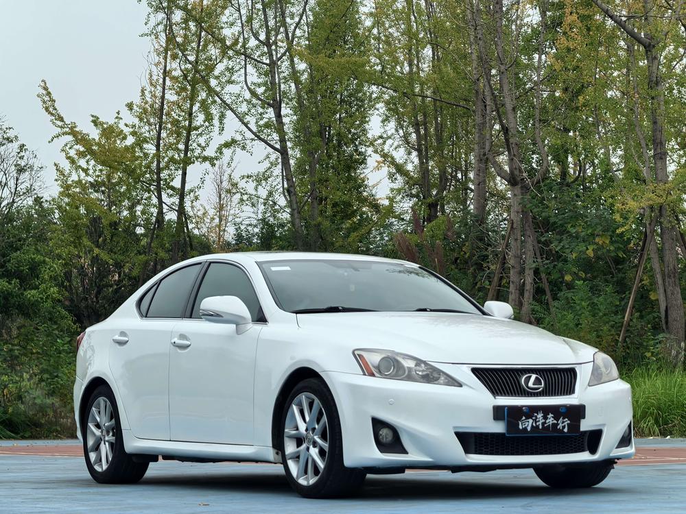 Lexus Lexus IS