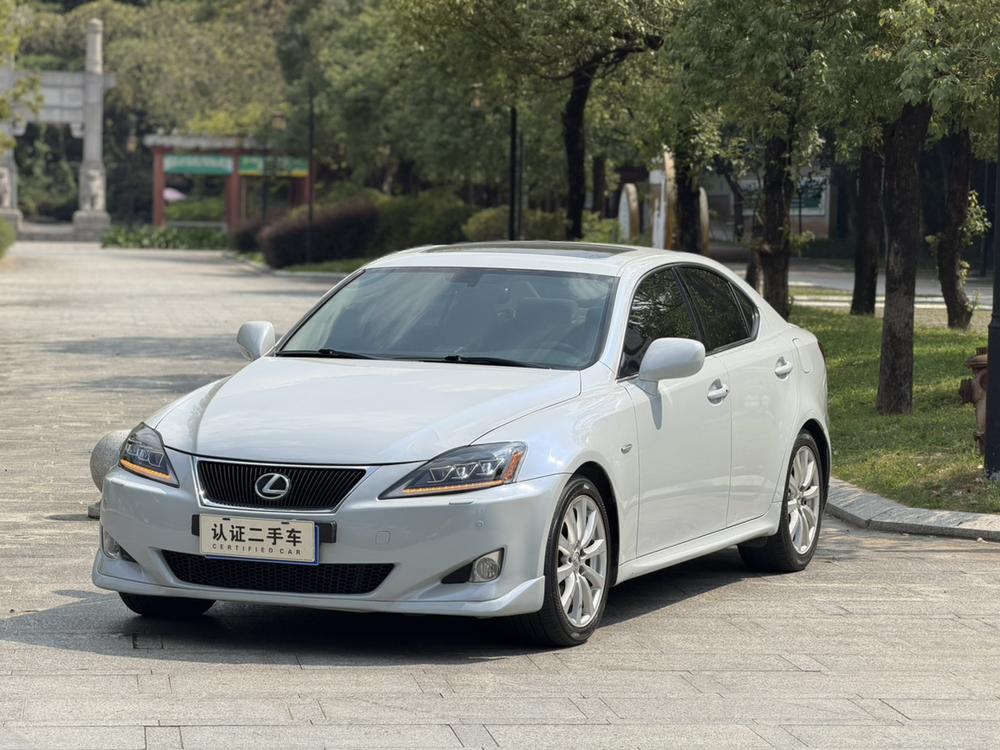 Lexus Lexus IS
