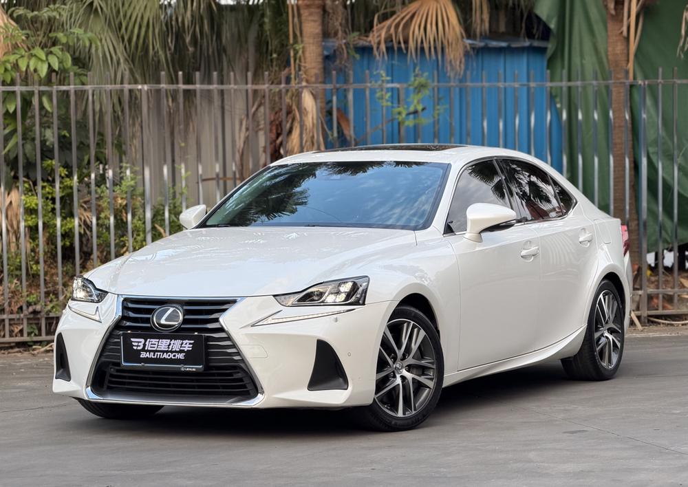 Lexus Lexus IS