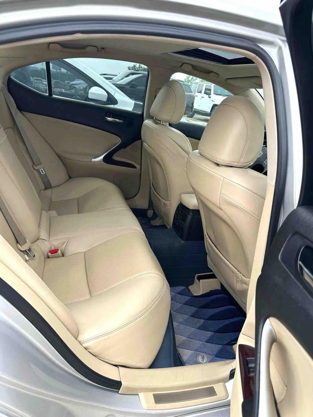 Lexus Lexus IS