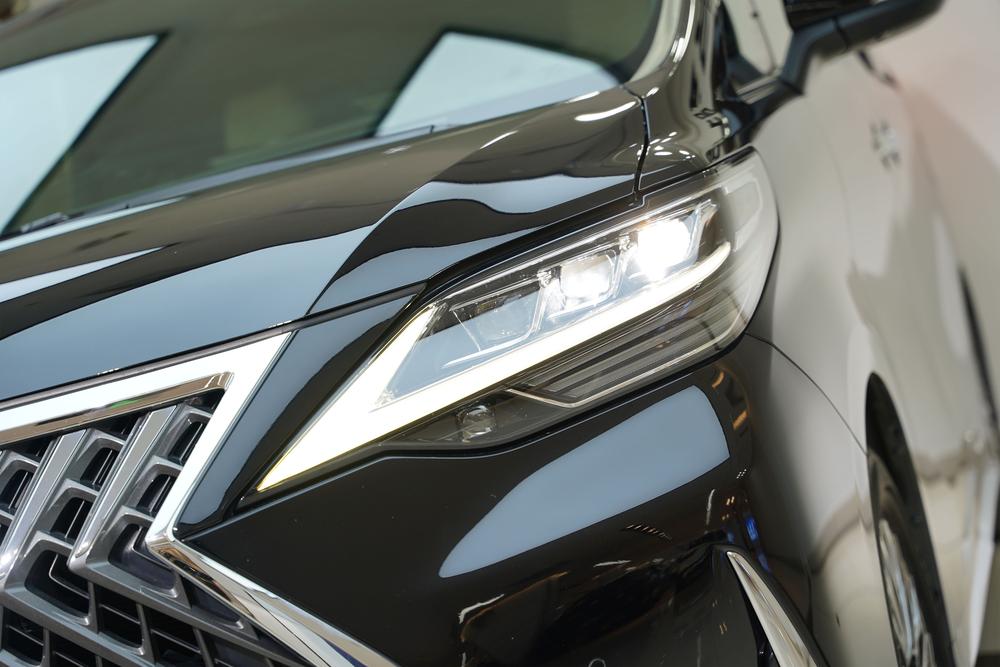 Lexus Lexus LM
