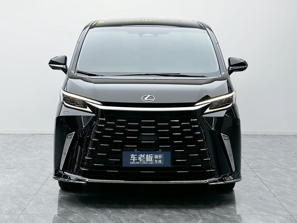 Lexus Lexus LM