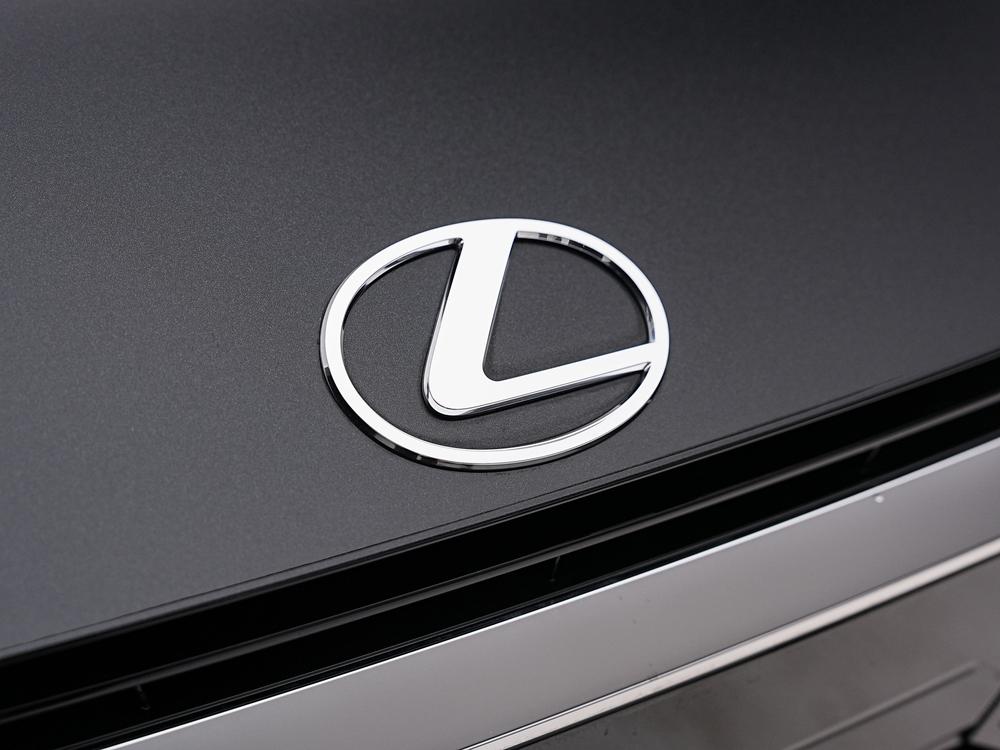 Lexus Lexus LM