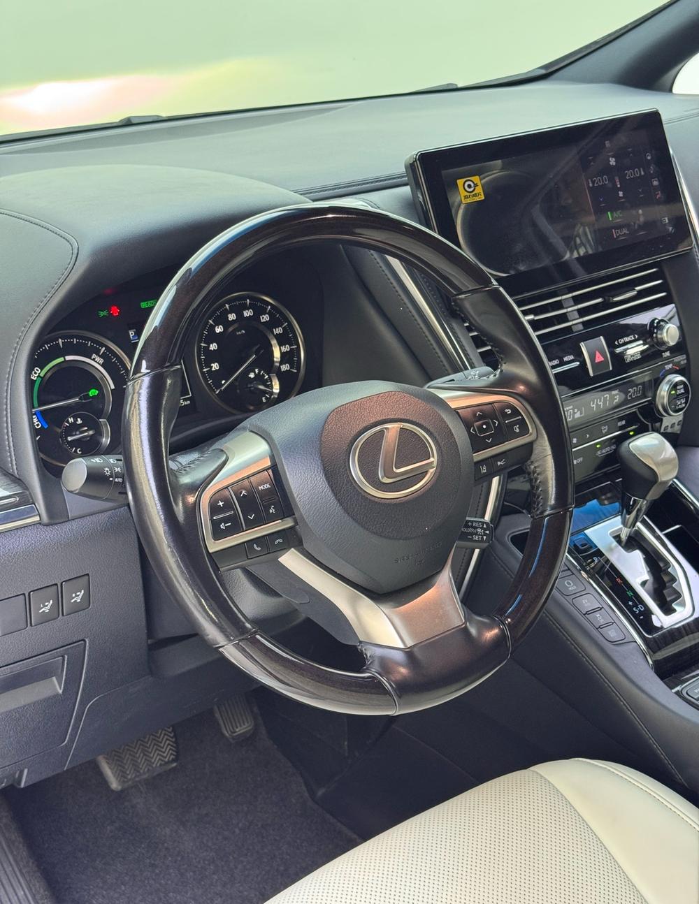 Lexus Lexus LM