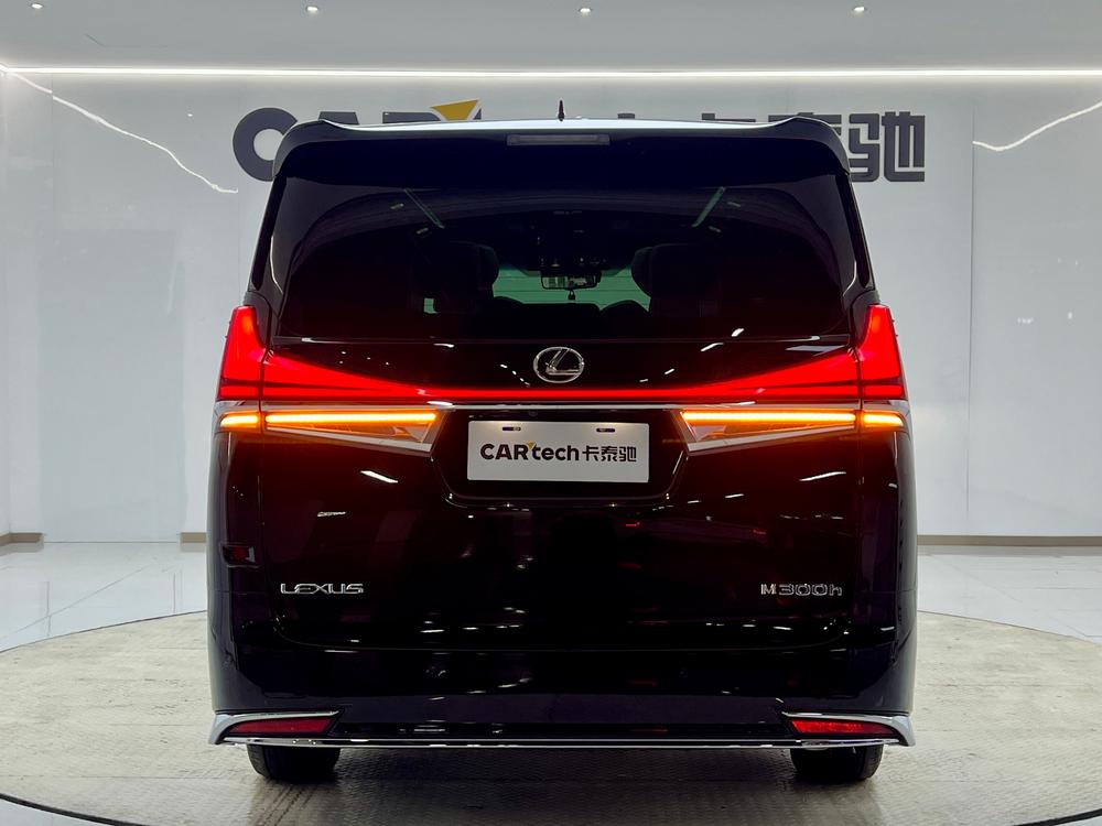 Lexus Lexus LM