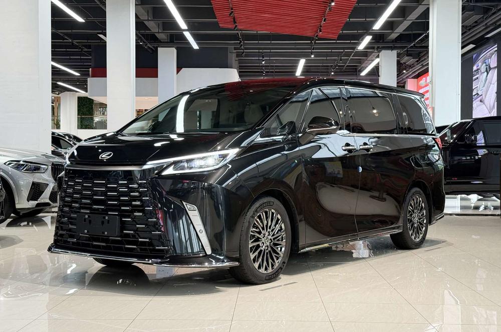 Lexus Lexus LM