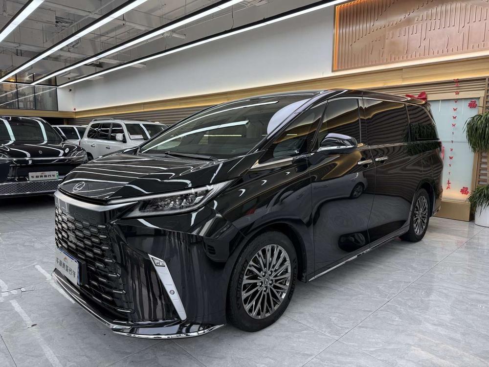 Lexus Lexus LM