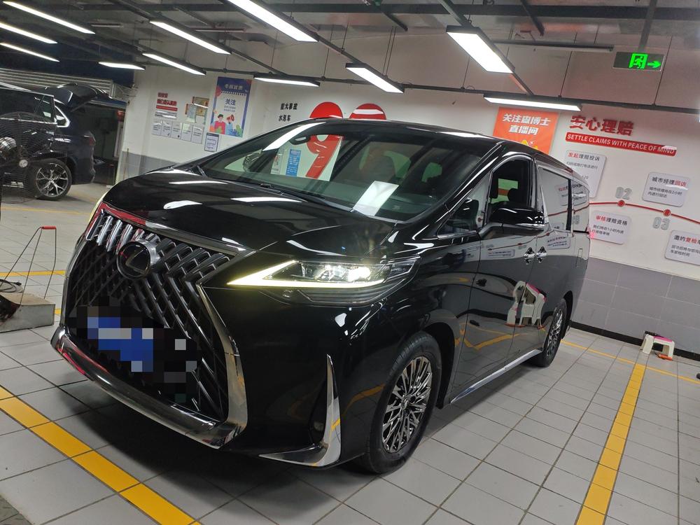 Lexus Lexus LM
