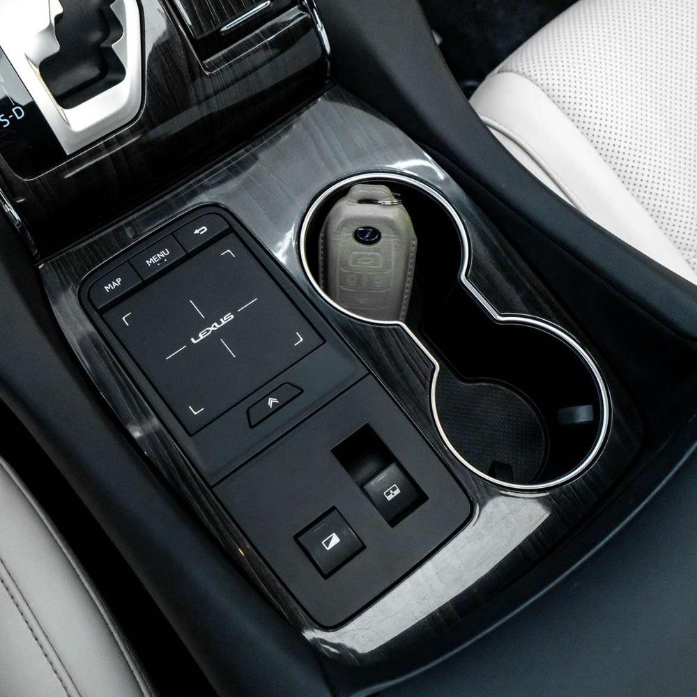 Lexus Lexus LM