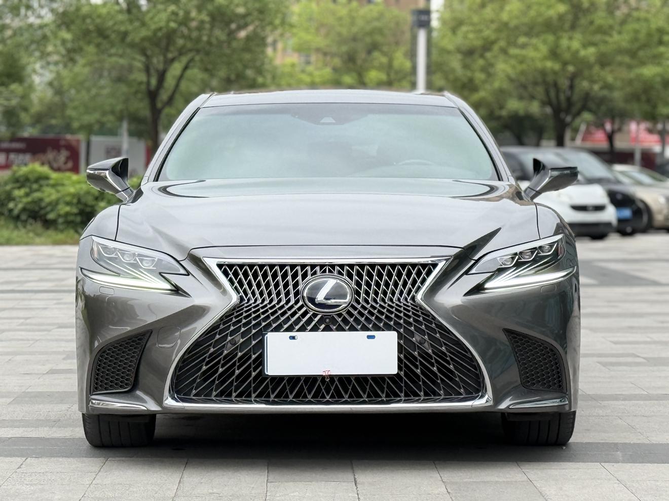 Lexus Lexus LS