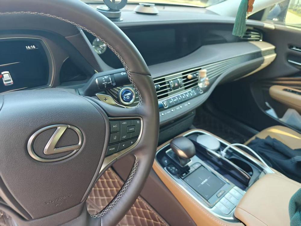 Lexus Lexus LS