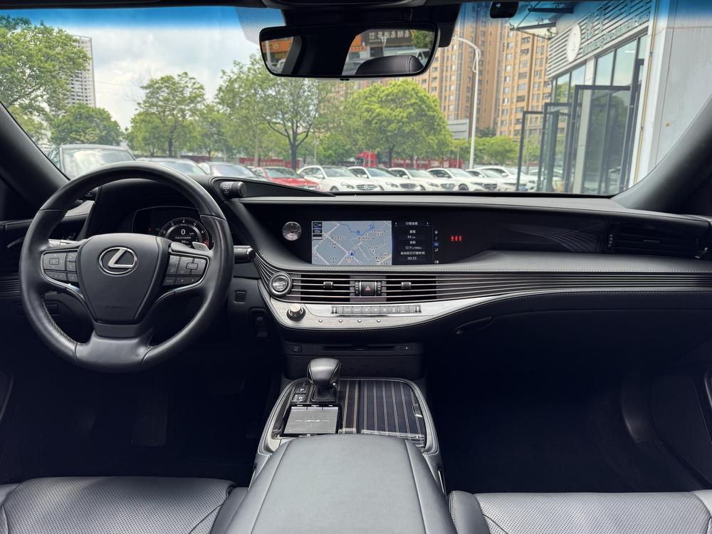 Lexus Lexus LS
