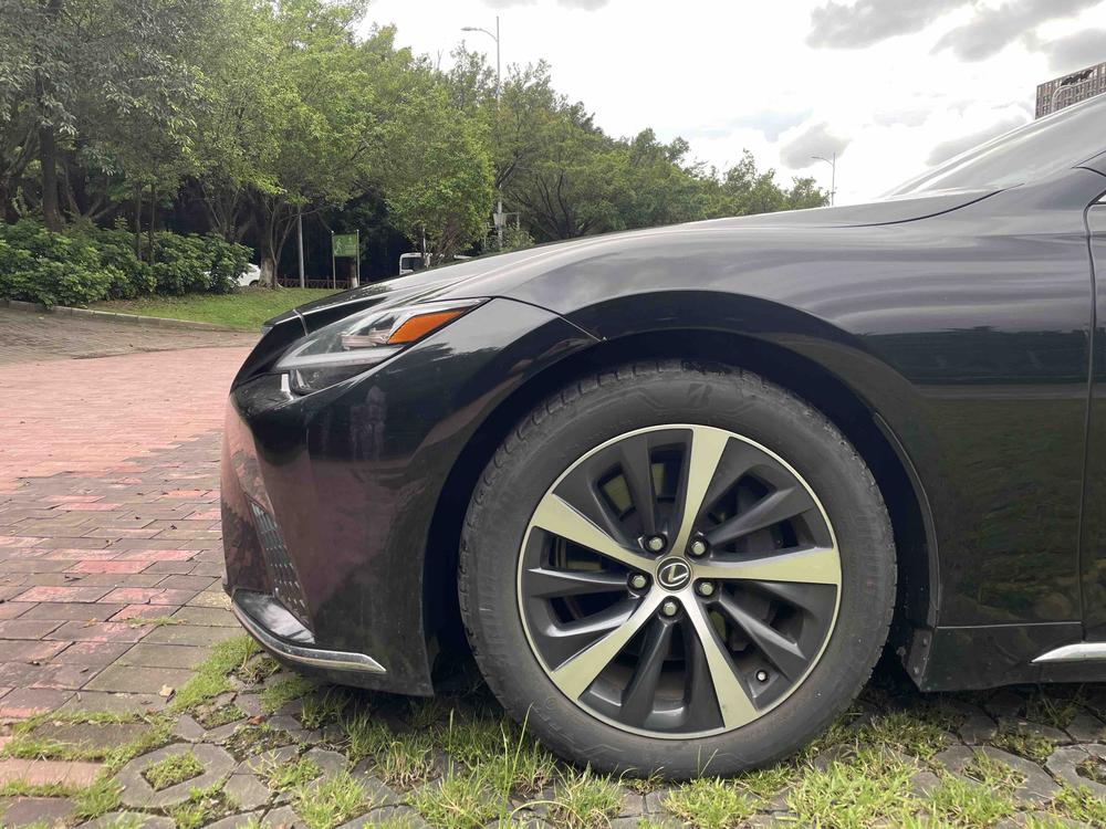 Lexus Lexus LS