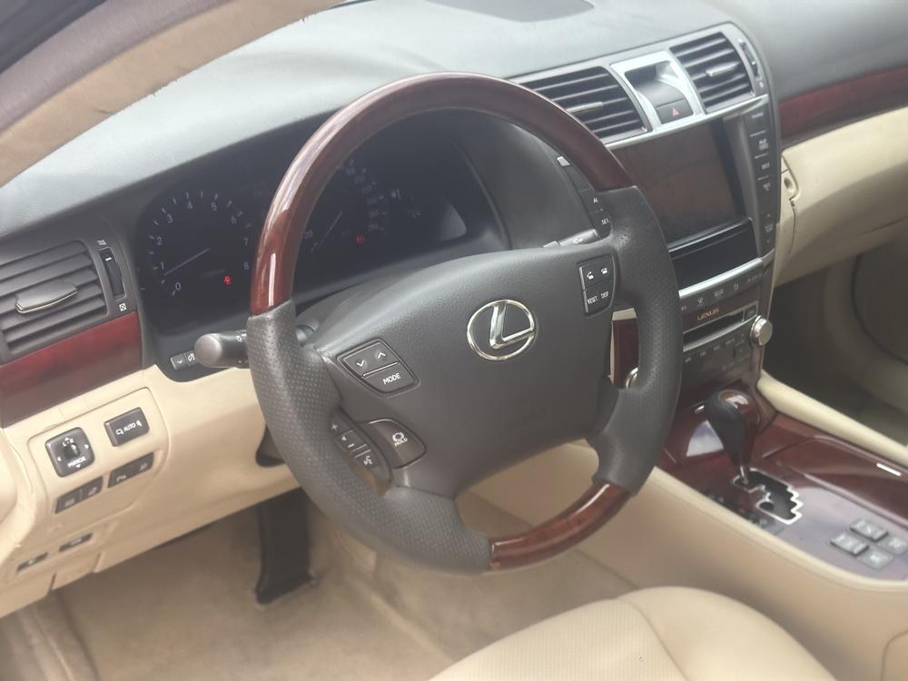 Lexus Lexus LS