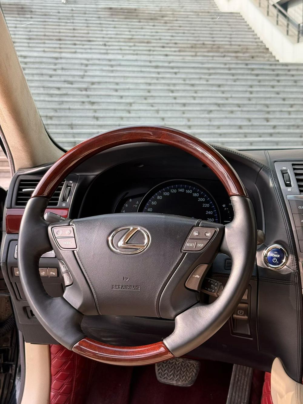 Lexus Lexus LS
