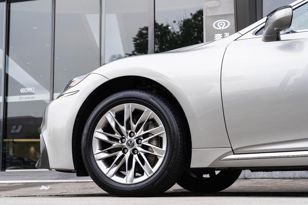 Lexus Lexus LS