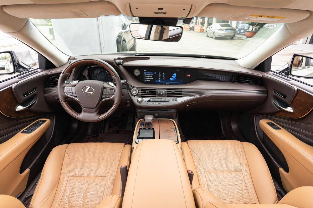 Lexus Lexus LS