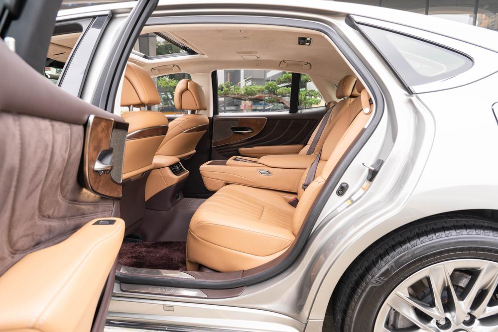 Lexus Lexus LS